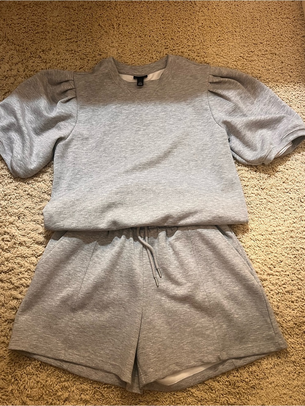 Scoop Gray Puff-Sleeve Sweatshirt & Shorts Set